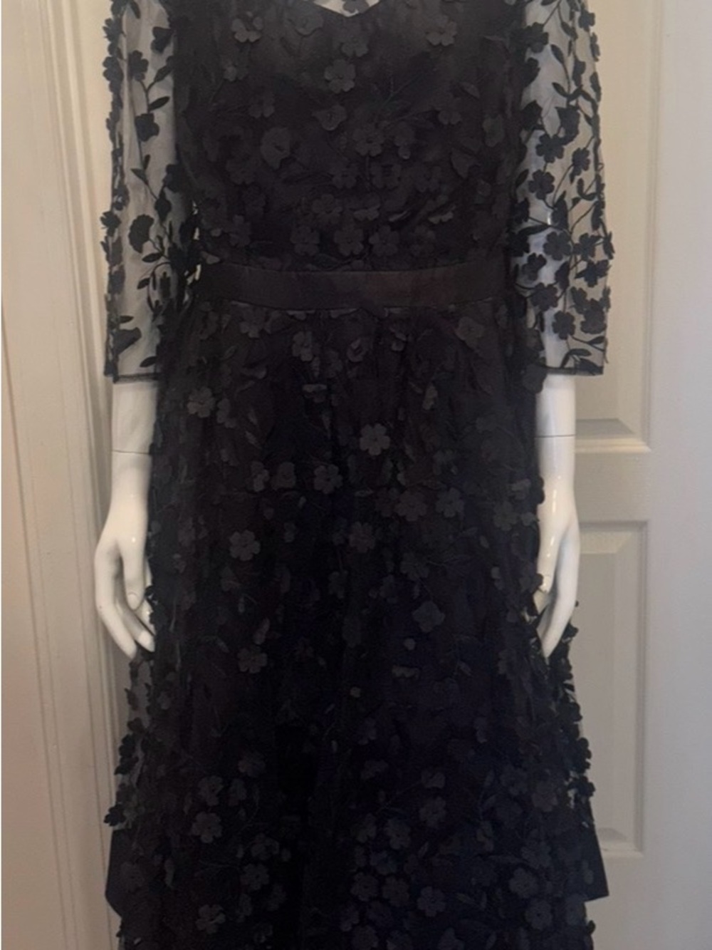 Black 3D Floral Long-Sleeve Midi Dress